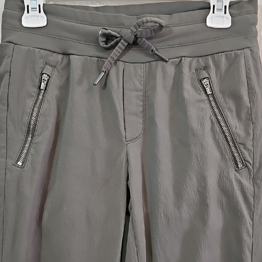 Athleta Trekki North Jogger Pants, Olive Green, Womens 2 - Picture 3 of 8